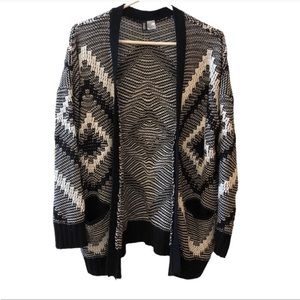 H&M Black & White Aztec Geometric Knit Cardigan Open Front Southwestern Boho M